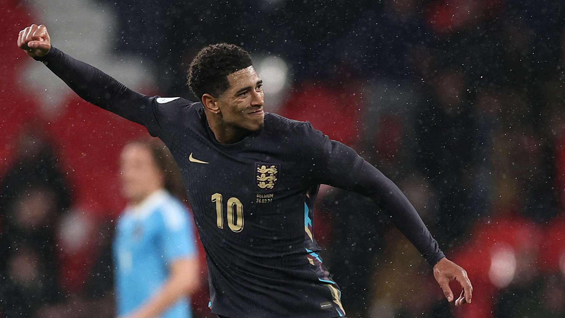 他是篮球场 他是篮球场