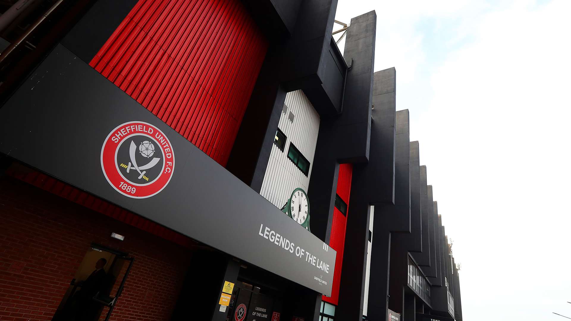 守體系在比 守體系在比